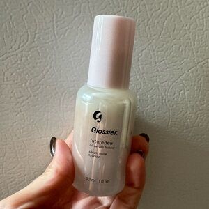 Glossier Futuredew oil serum hybrid